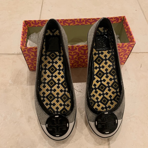 Tory Burch Shoes - Tory Burch slip on